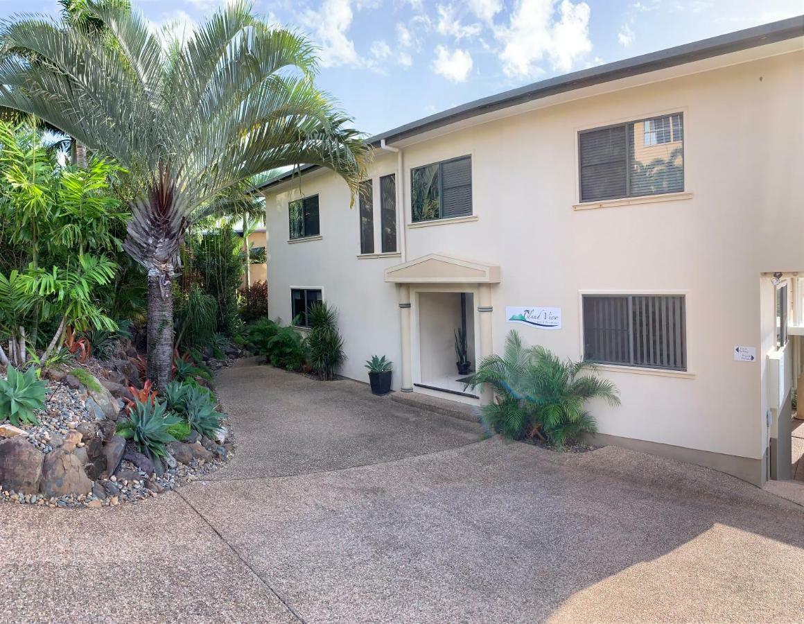 Island Views Bed & Breakfast Airlie Beach Exterior photo
